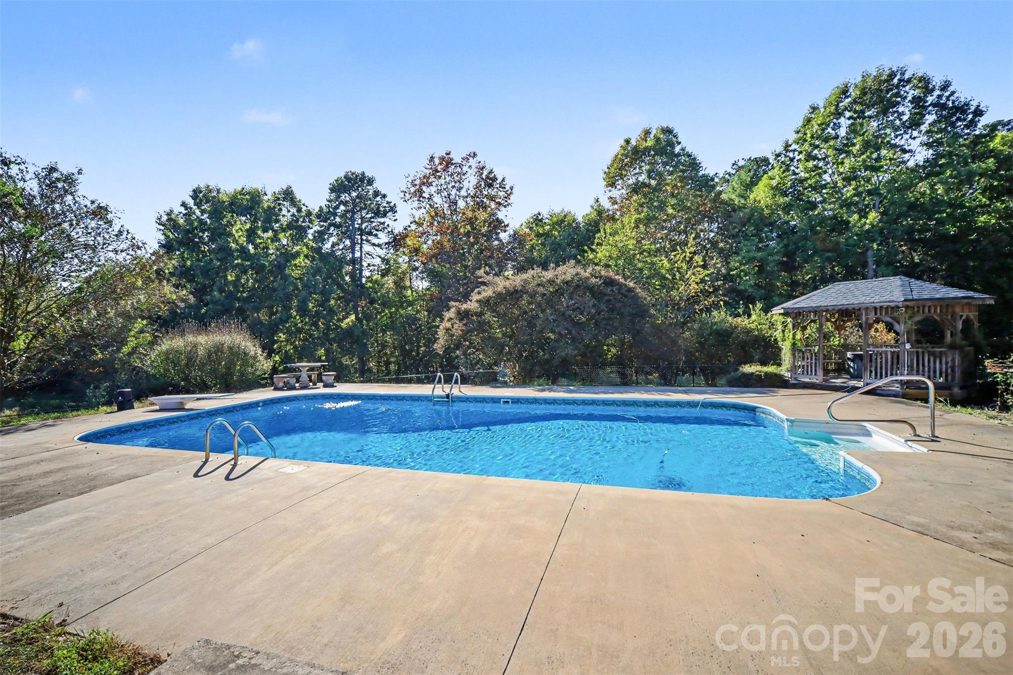 Pool with fenced back yard - 4141 Grace Chapel Road, Granite Falls