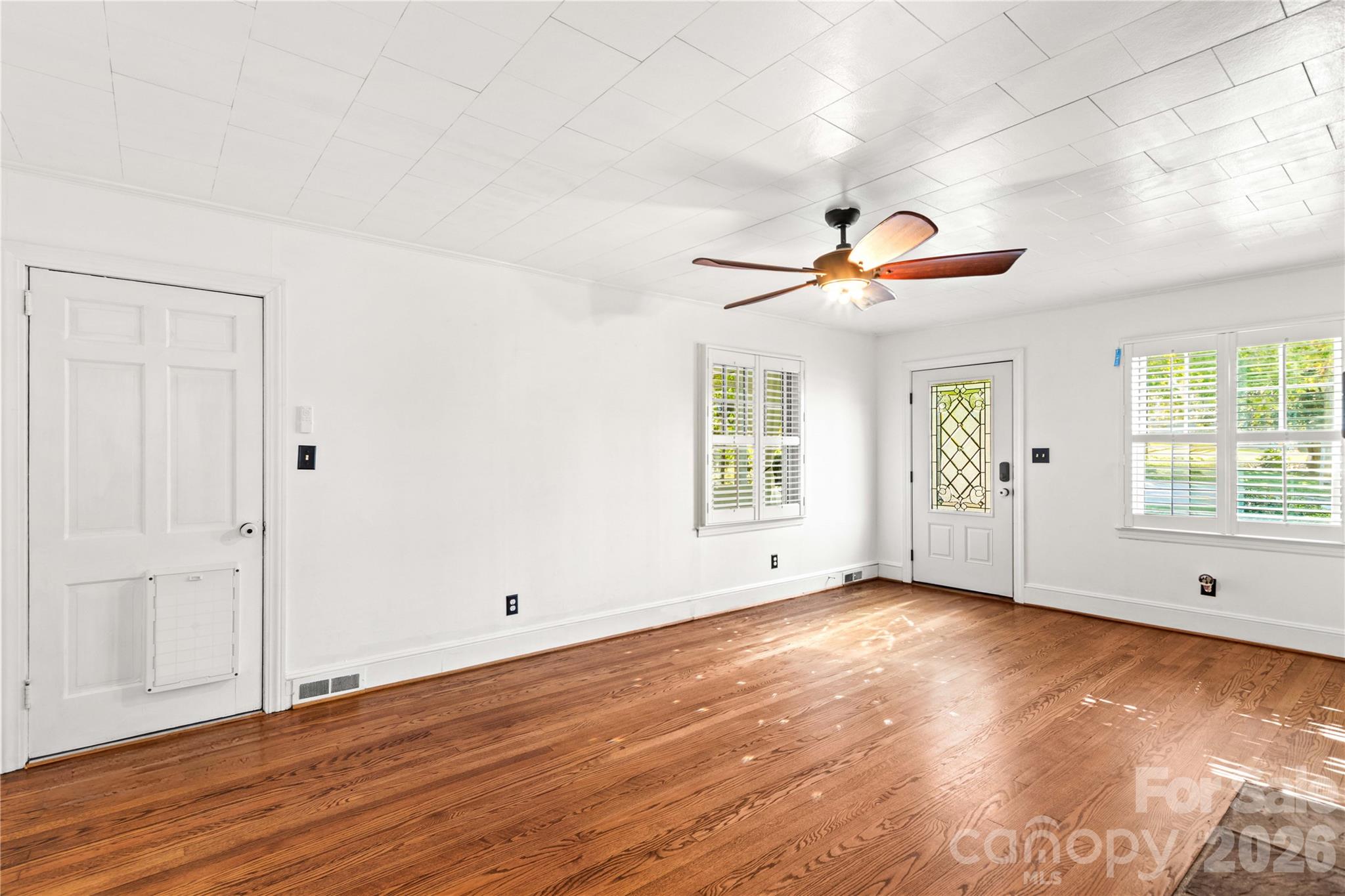 Single Family Residence at 1008 Grove Avenue SW, Lenoir, photo 8 of 46