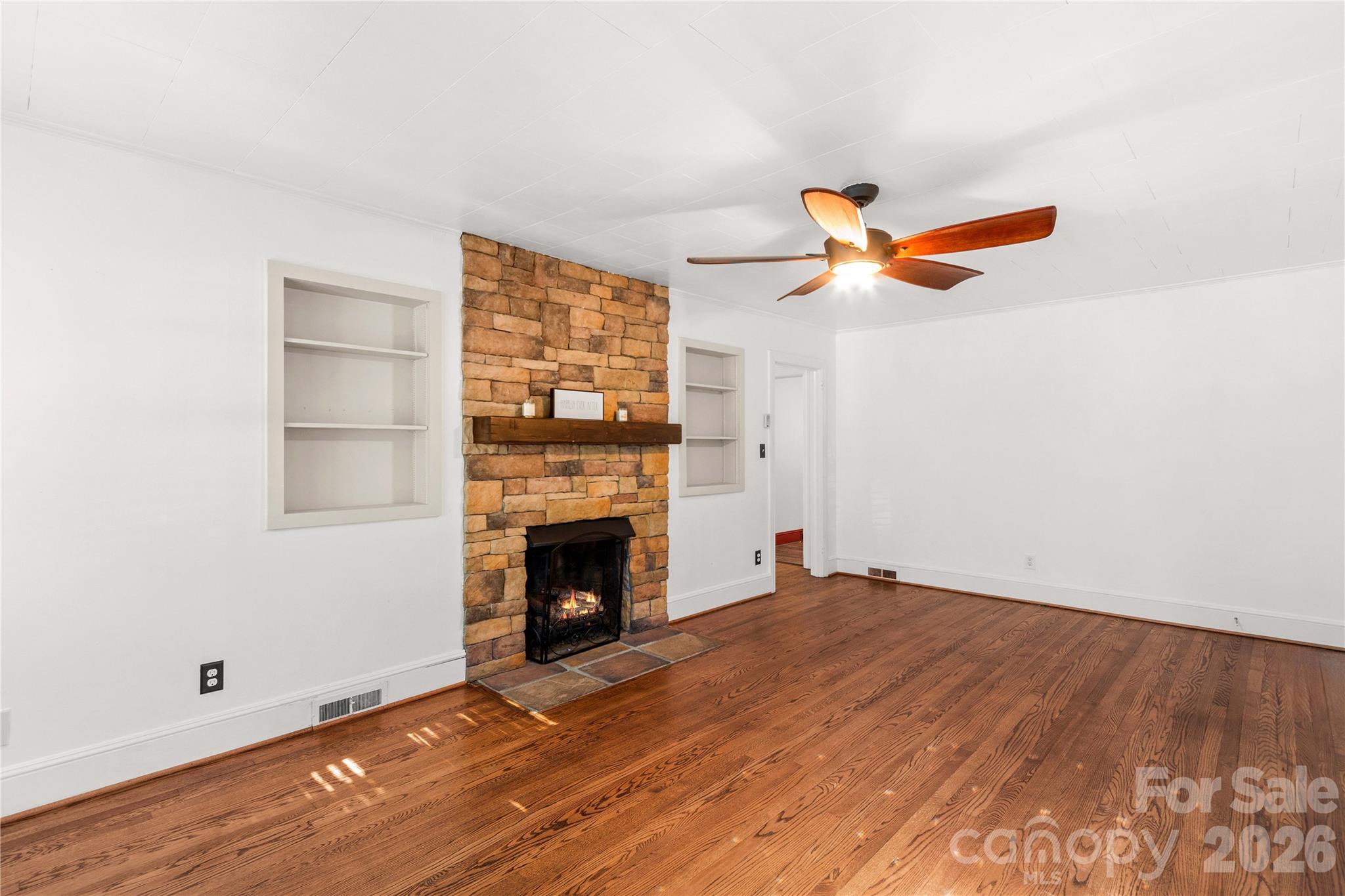 Single Family Residence at 1008 Grove Avenue SW, Lenoir, photo 9 of 46