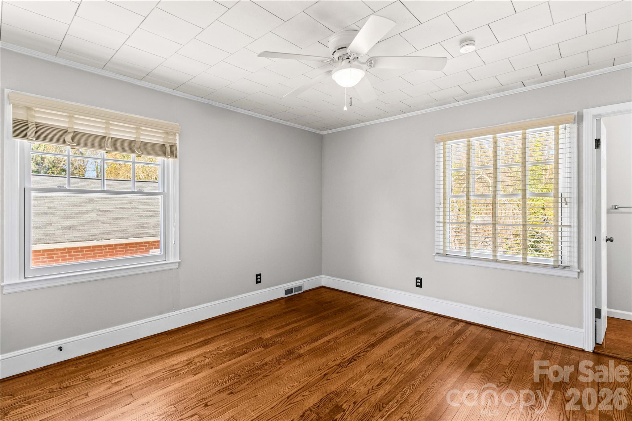 Single Family Residence at 1008 Grove Avenue SW, Lenoir, photo 20 of 46