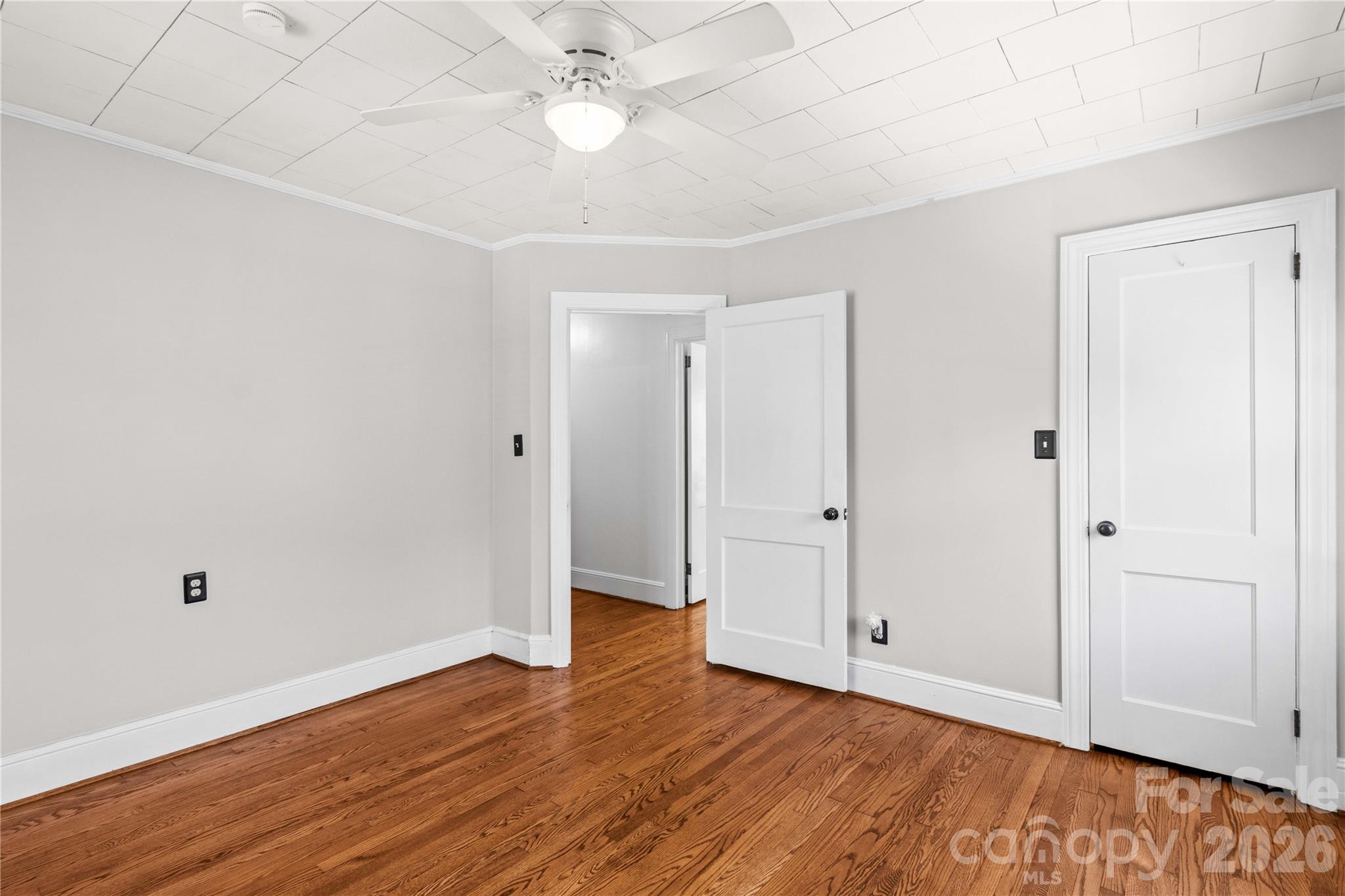 Single Family Residence at 1008 Grove Avenue SW, Lenoir, photo 21 of 46
