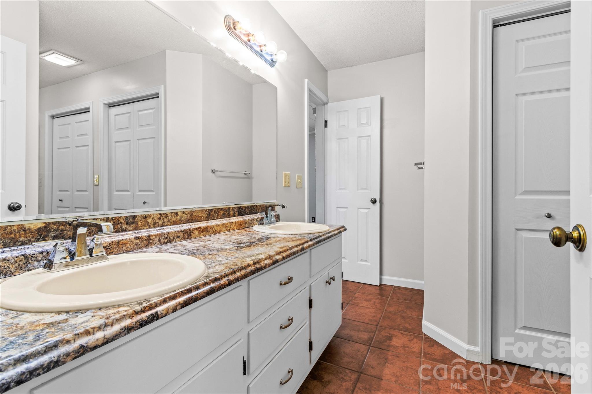 Single Family Residence at 1008 Grove Avenue SW, Lenoir, photo 22 of 46