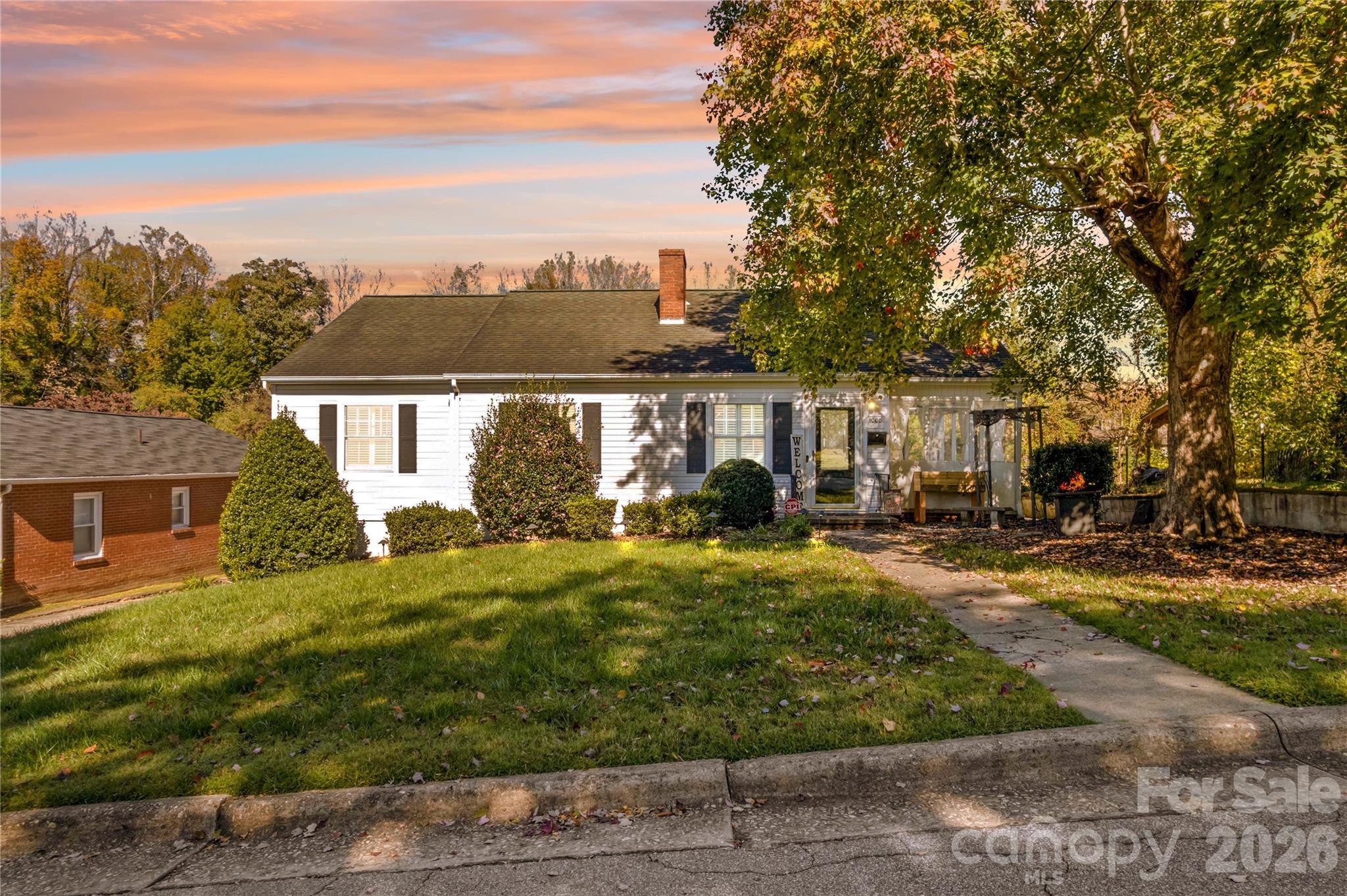 Single Family Residence at 1008 Grove Avenue SW, Lenoir, photo 46 of 46