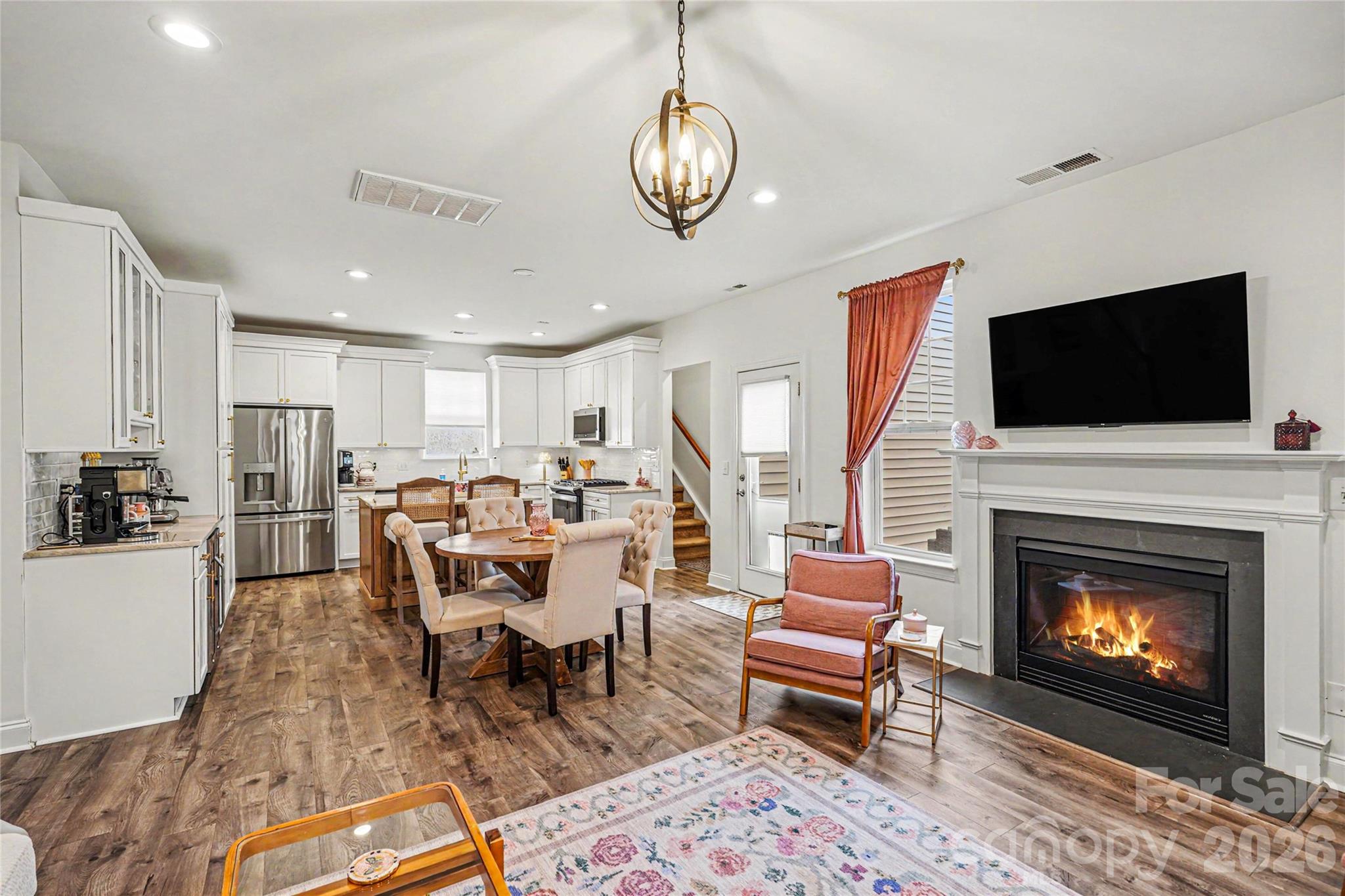 Single Family Residence at 15424 Hugh Torance Parkway, Huntersville, photo 7 of 19