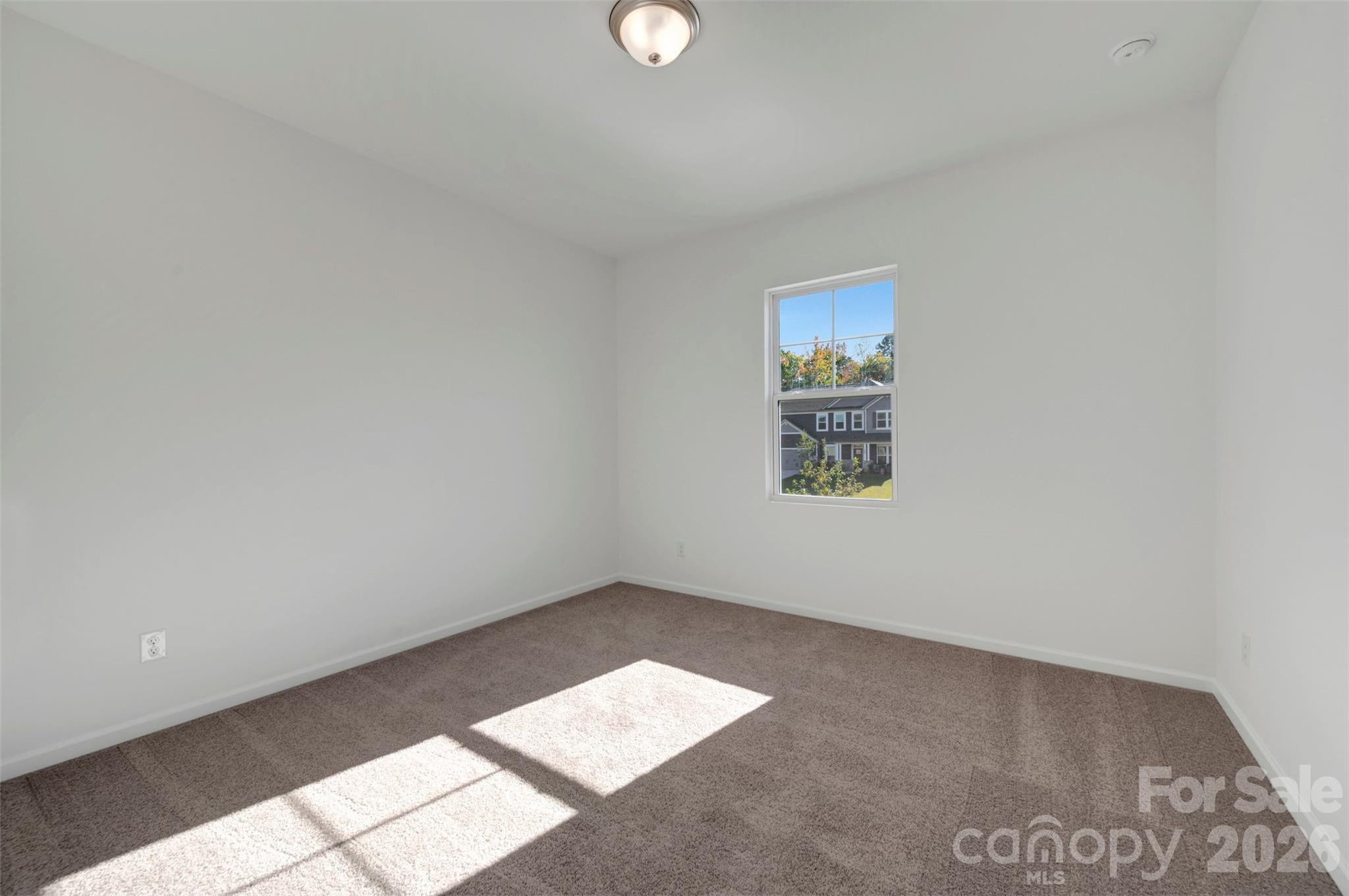 Secondary bedroom - 230 Amber Glen Drive, Locust