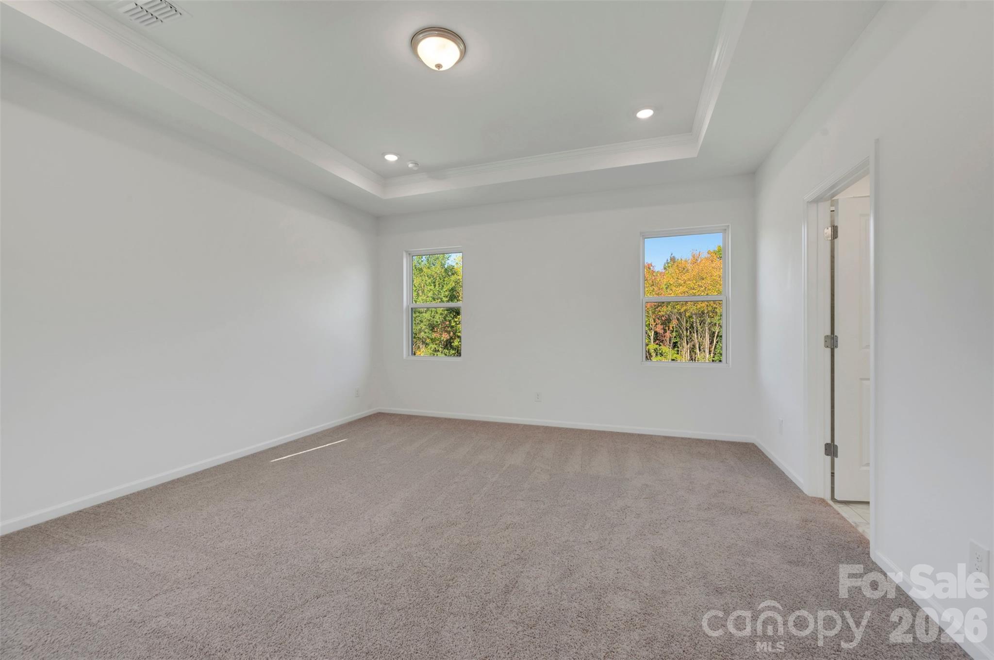 Owner's suite - 230 Amber Glen Drive, Locust