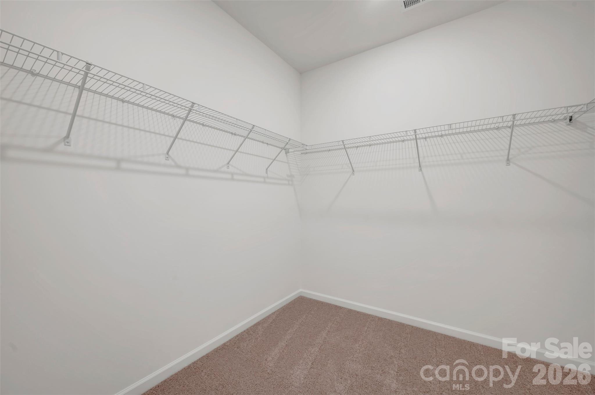Owner's suite - 230 Amber Glen Drive, Locust