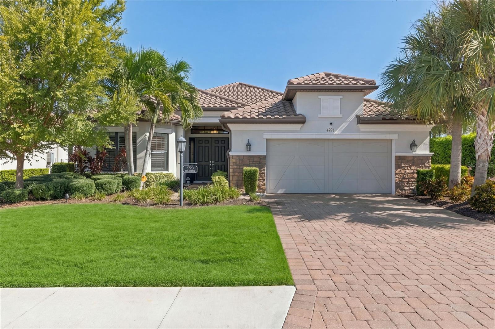 4723 BENITO CT