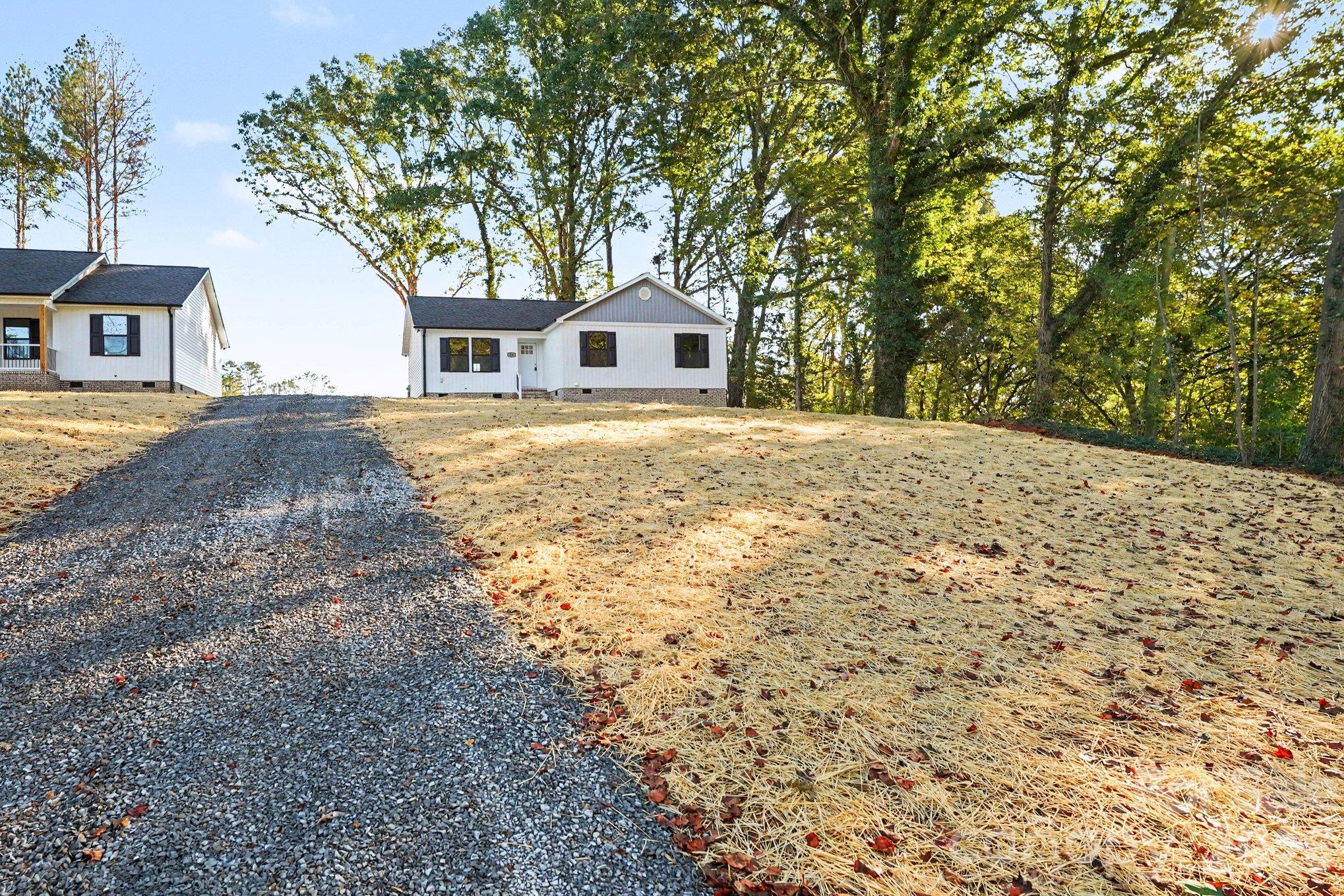 Single Family Residence at 1815 Hollywood Drive, Salisbury, photo 6 of 44
