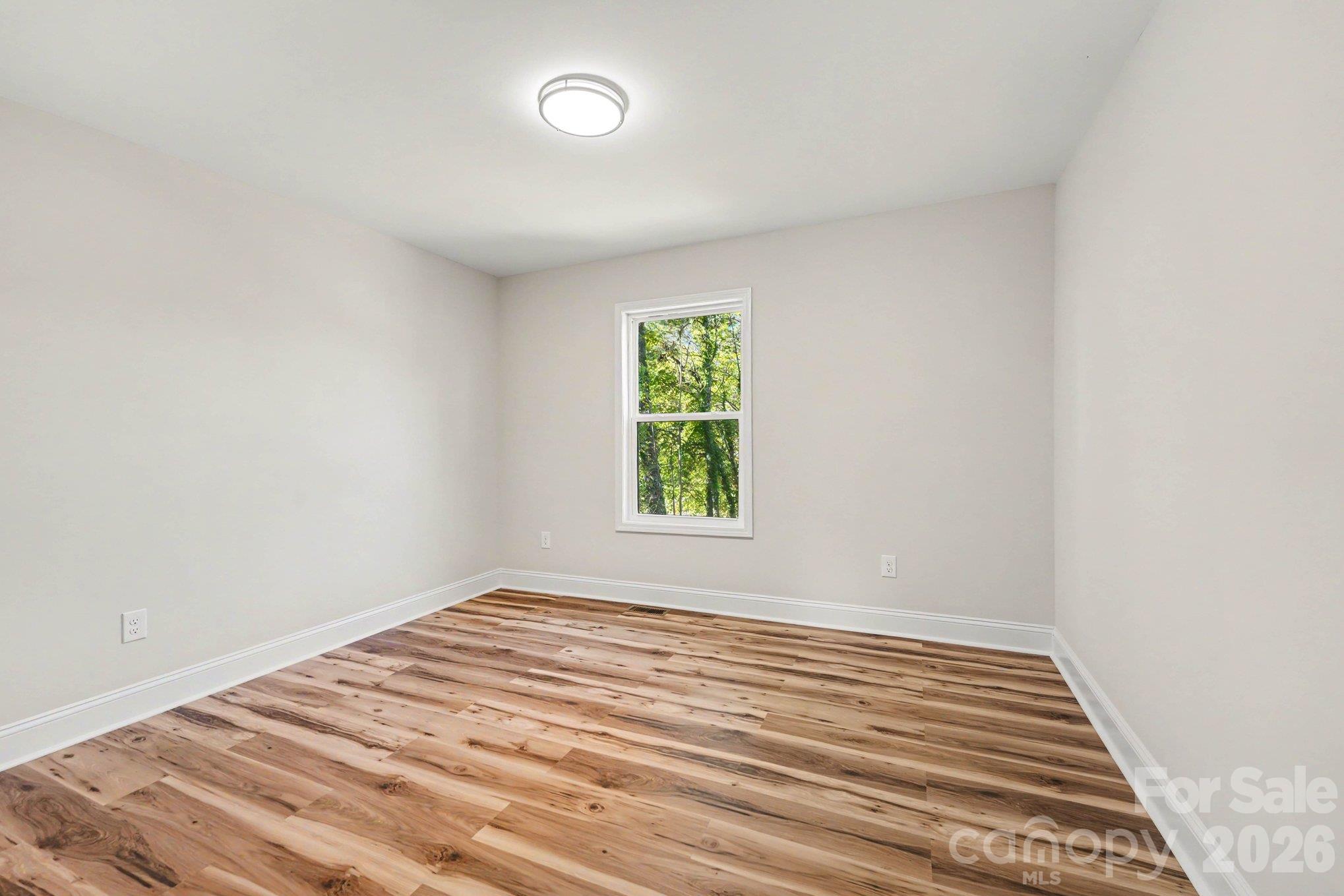 Guest room 2 - 1815 Hollywood Drive, Salisbury