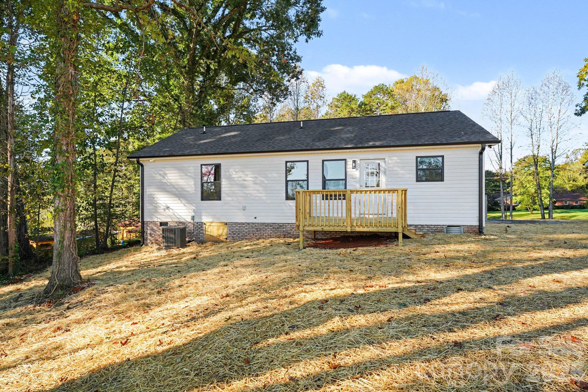 Single Family Residence at 1815 Hollywood Drive, Salisbury, photo 36 of 44