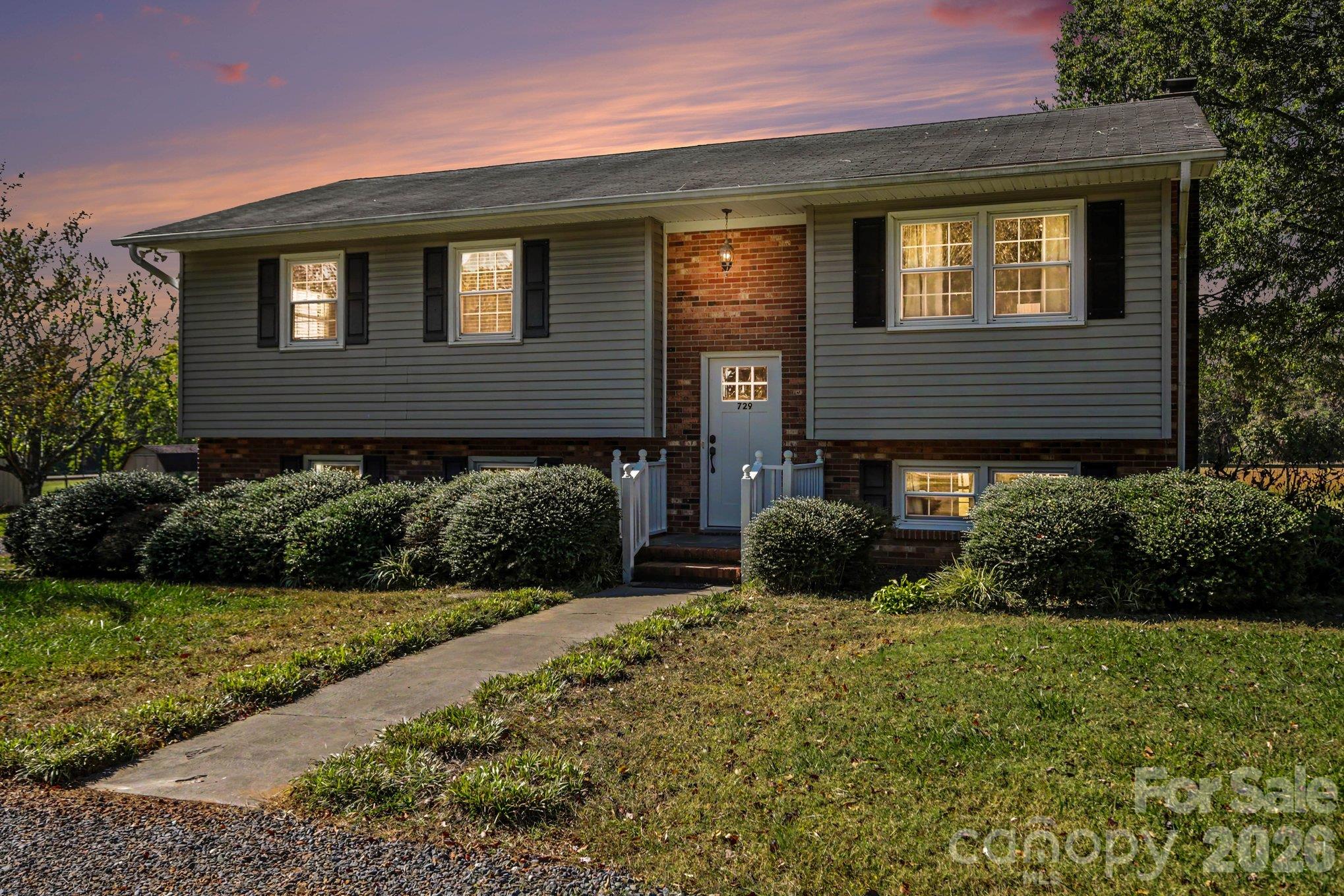 729 Redland Road