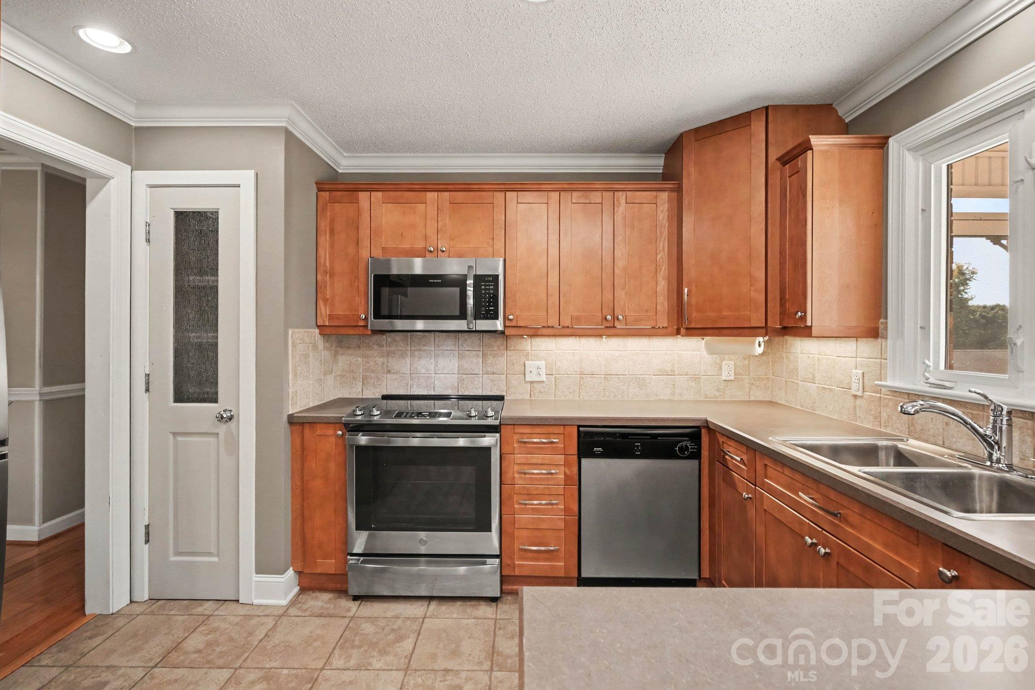 Single Family Residence at 729 Redland Road, Advance, photo 15 of 30