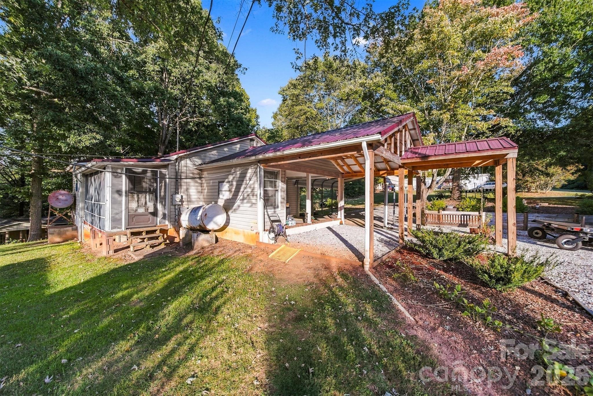 Single Family Residence at 2438 Watts Street, Morganton, photo 18 of 36