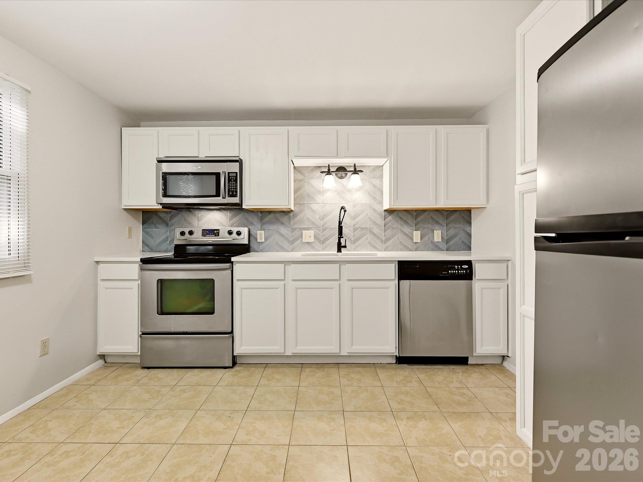 Kitchen - 10446 Club Car Court, Mint Hill