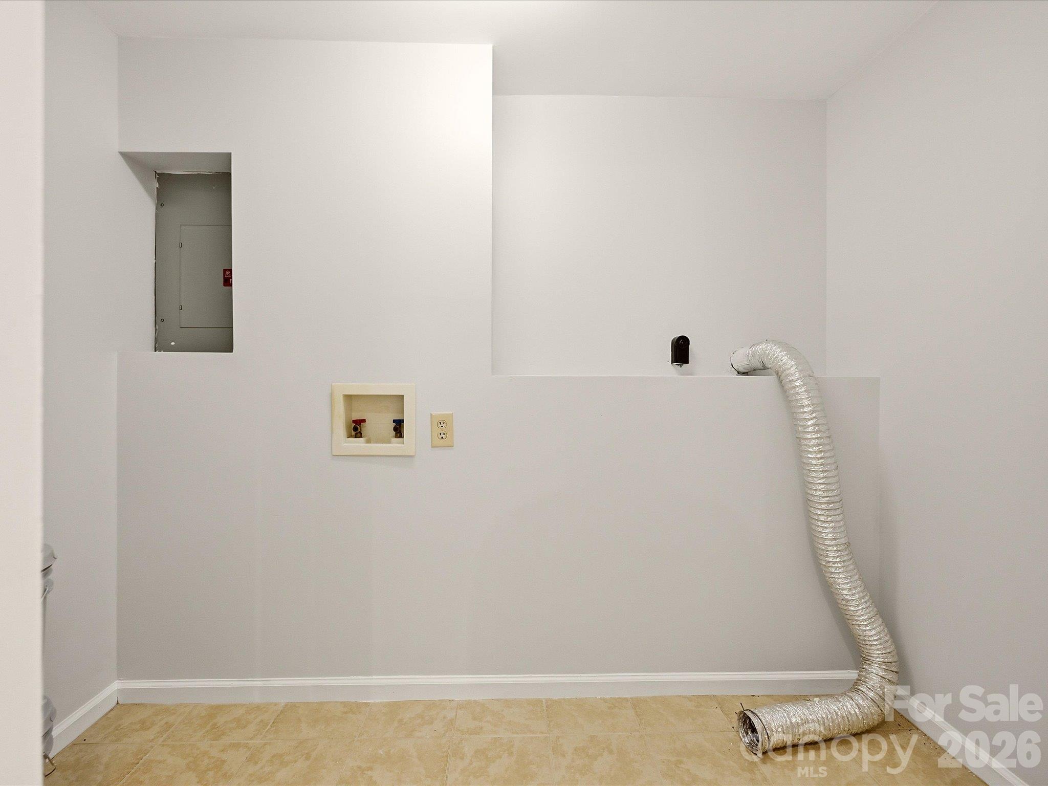 Laundry - 10446 Club Car Court, Mint Hill