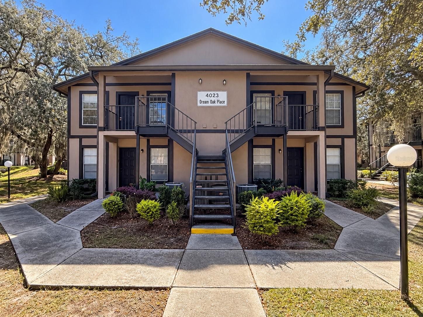 4023 DREAM OAK PL #204