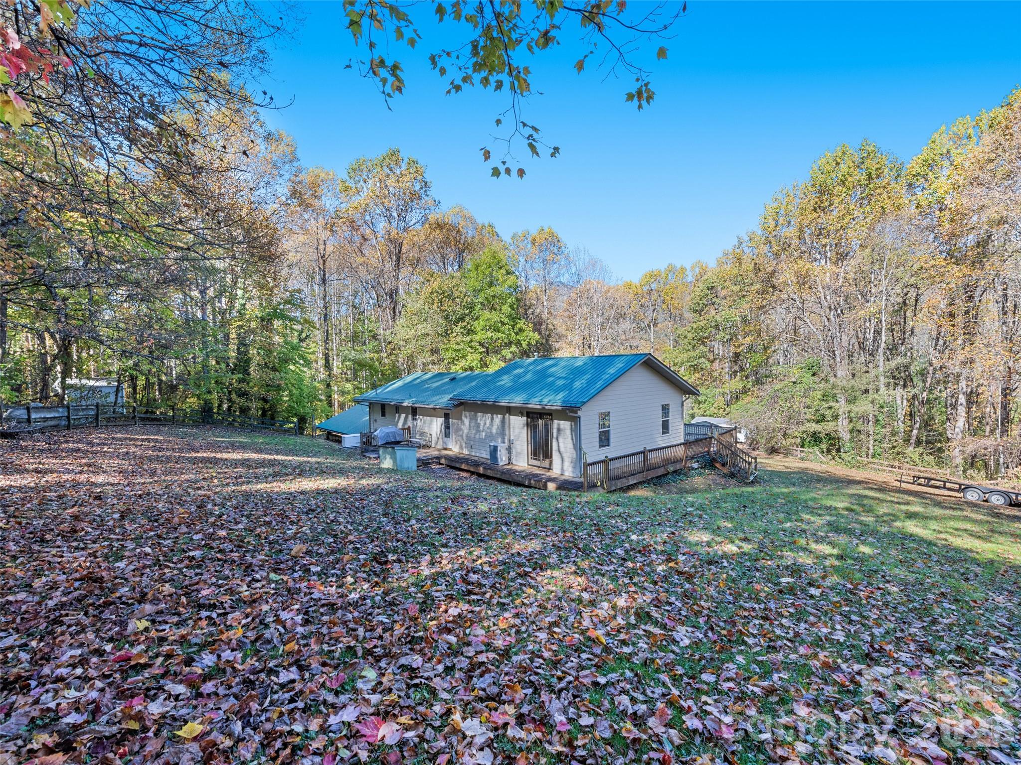 Single Family Residence at 193 C E Smathers Drive, Waynesville, photo 2 of 32