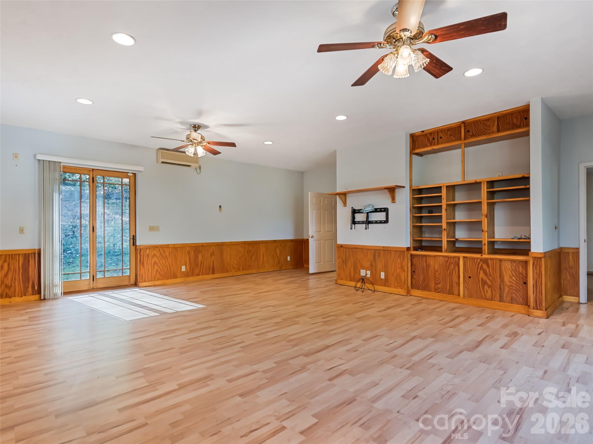 Single Family Residence at 193 C E Smathers Drive, Waynesville, photo 19 of 32