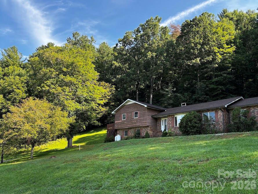 Single Family Residence at 3575 Cane Creek Road, Bakersville