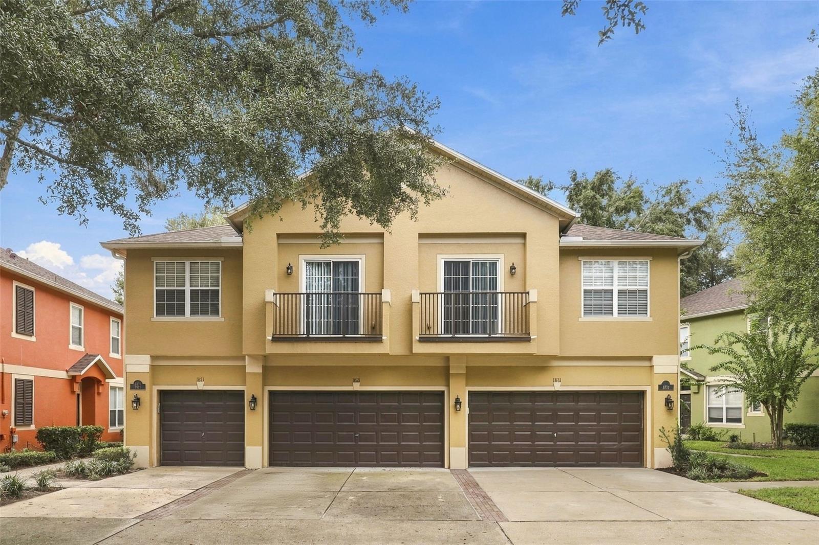 1831 PINE OAK TRL