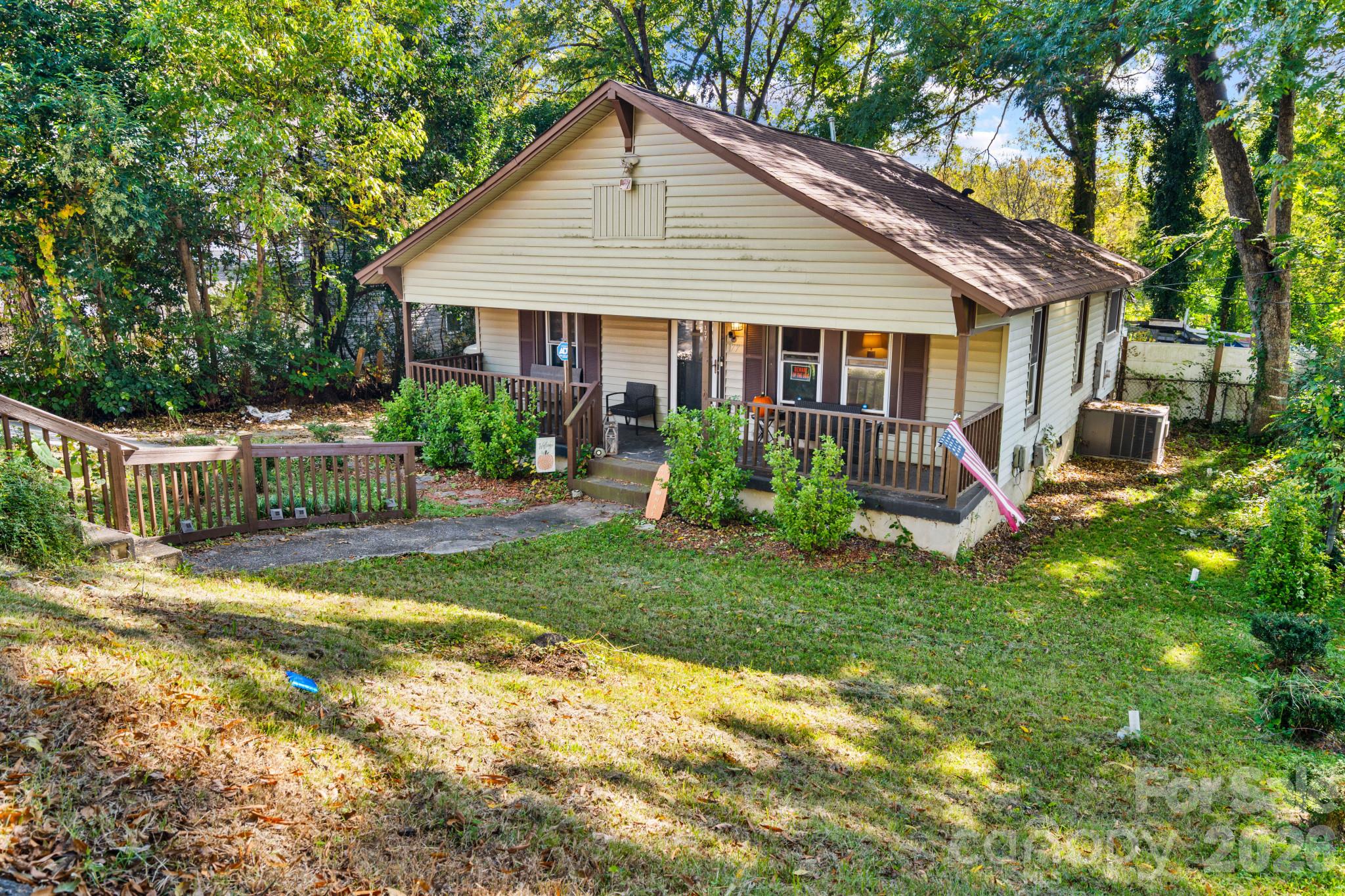 Single Family Residence at 177 Young Avenue SW, Concord, photo 3 of 35
