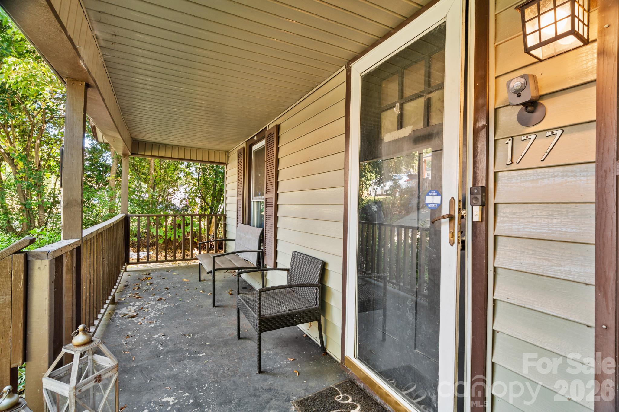 Single Family Residence at 177 Young Avenue SW, Concord, photo 5 of 35