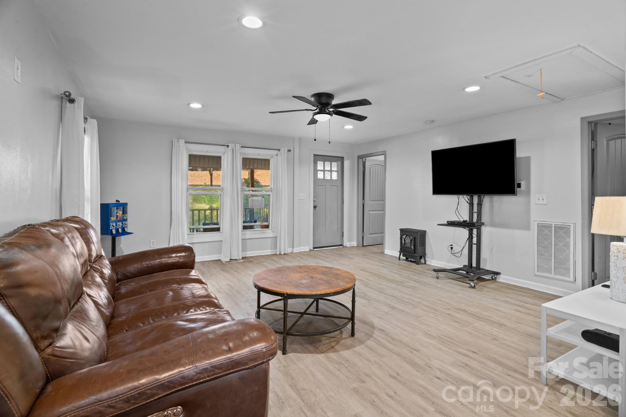 Single Family Residence at 177 Young Avenue SW, Concord, photo 14 of 35