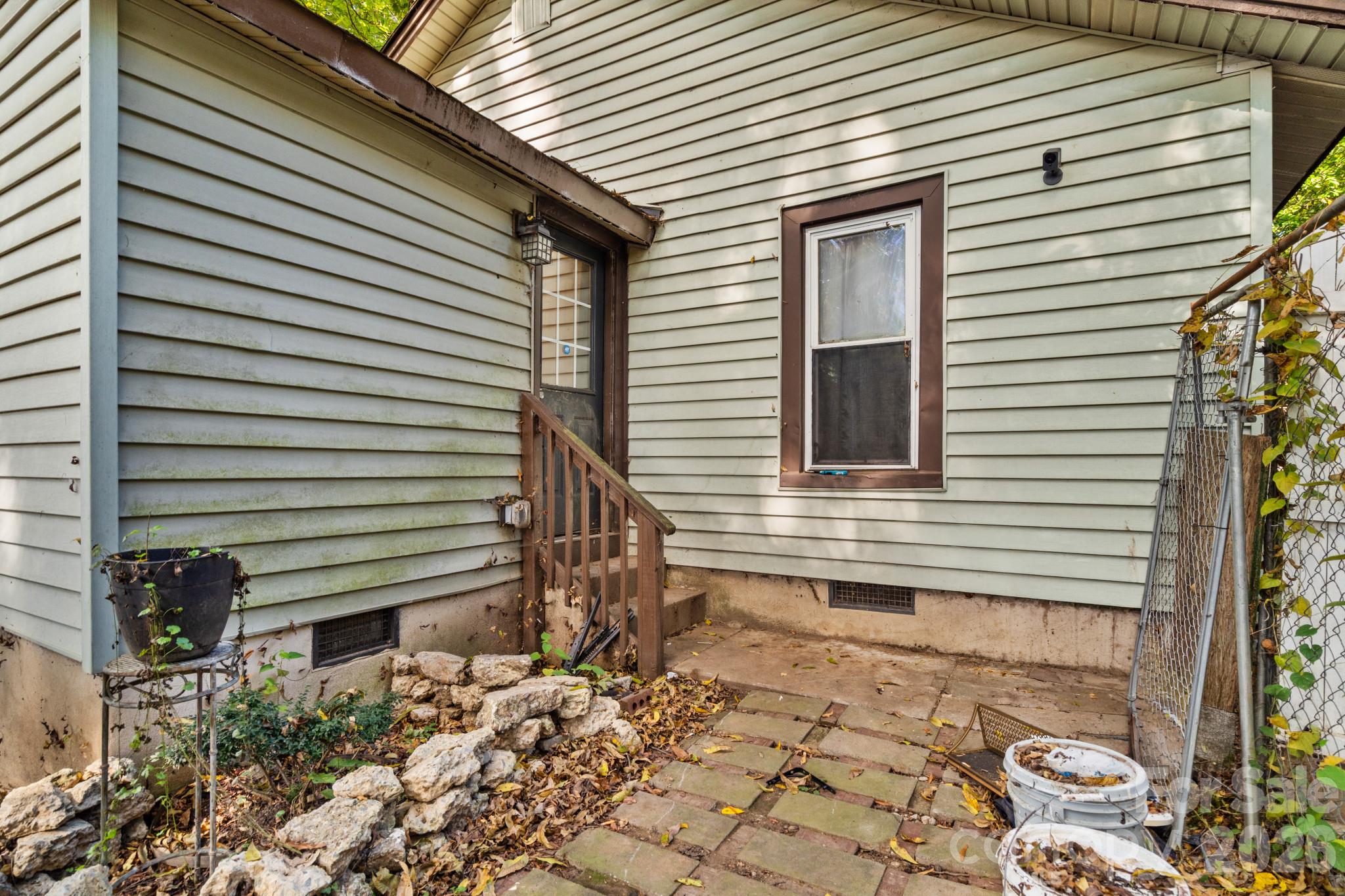 Single Family Residence at 177 Young Avenue SW, Concord, photo 27 of 35