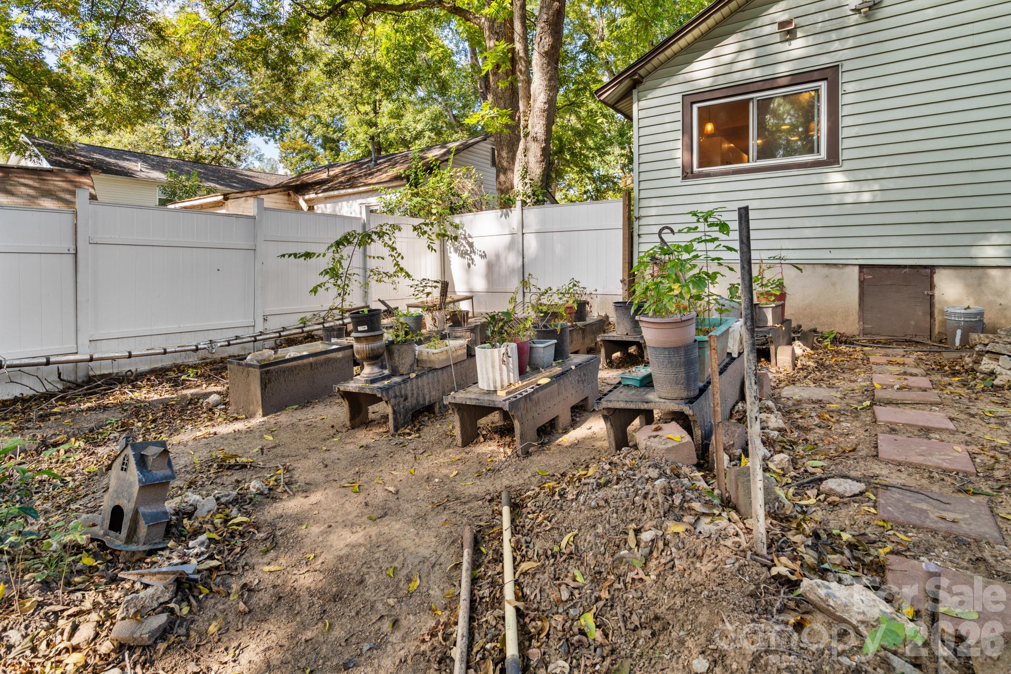 Single Family Residence at 177 Young Avenue SW, Concord, photo 28 of 35