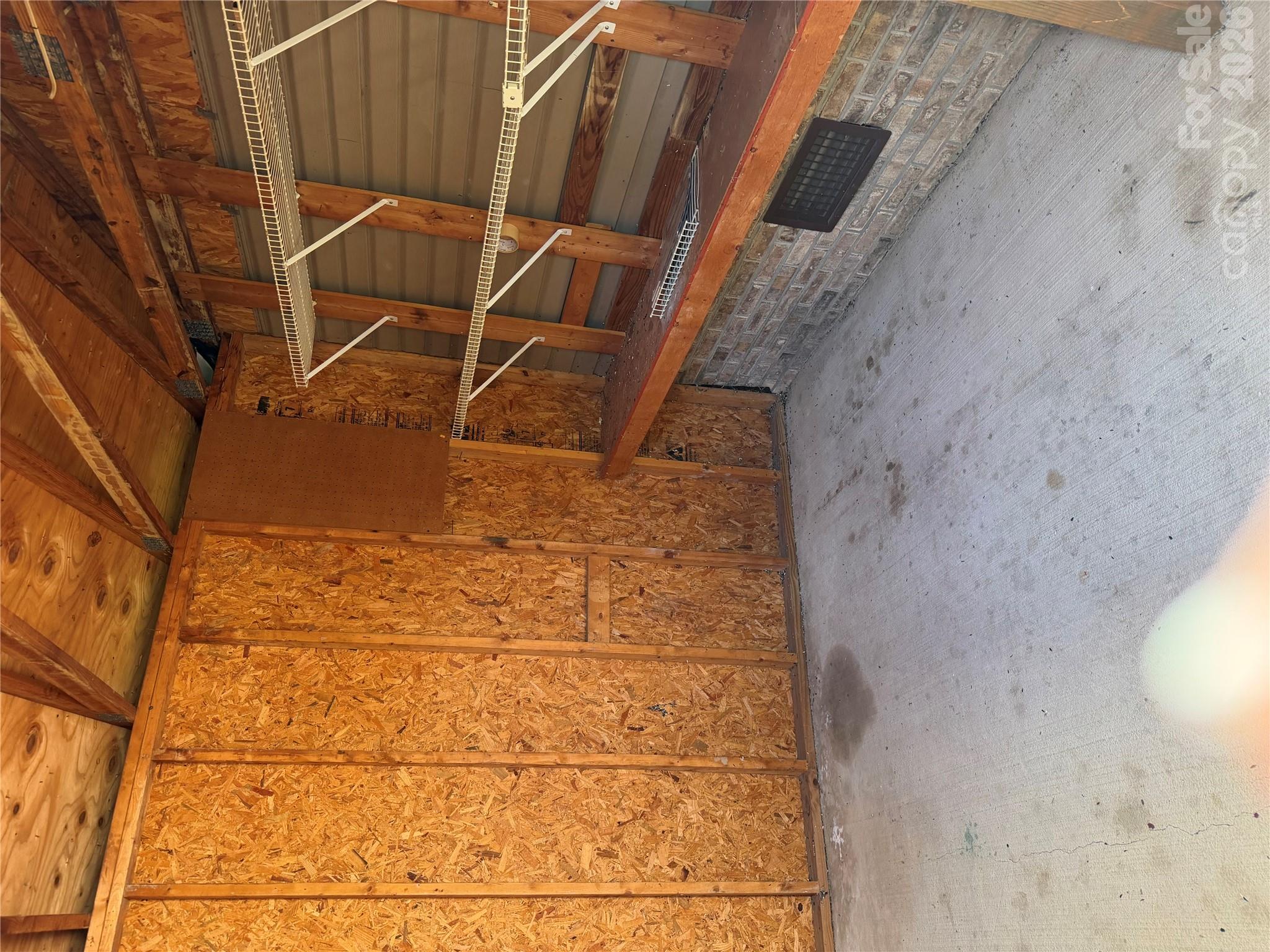 storage back house - 205 Misty Lane, Hendersonville