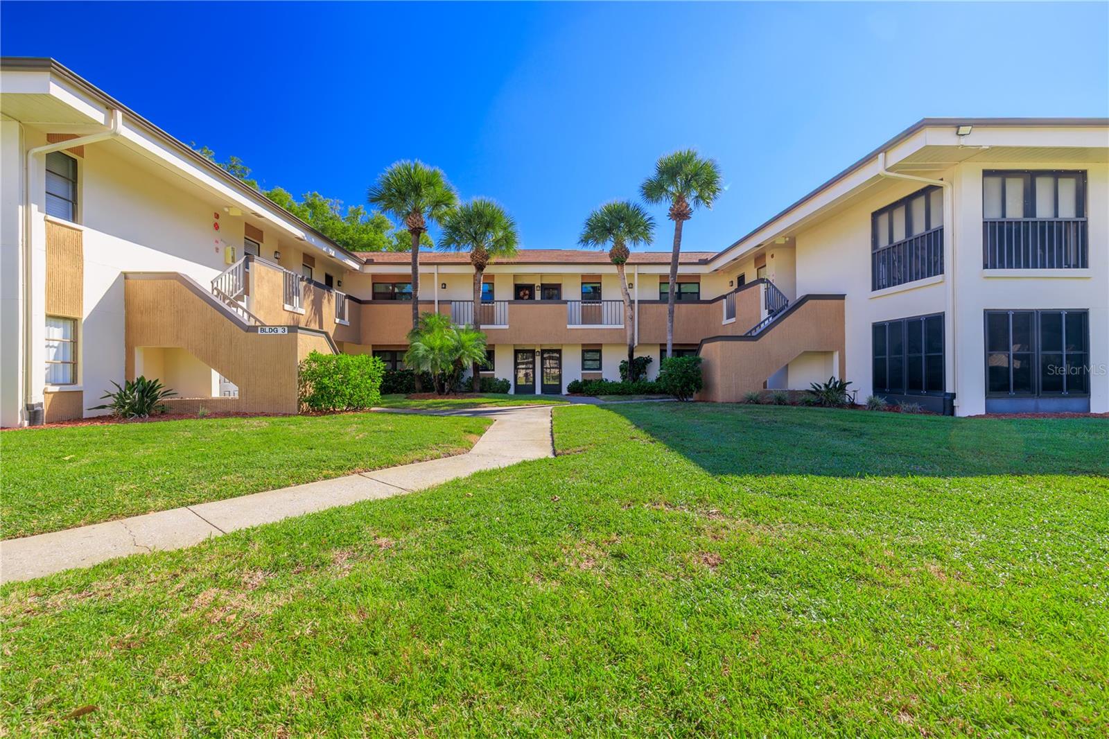 2700 NEBRASKA AVE #3-103