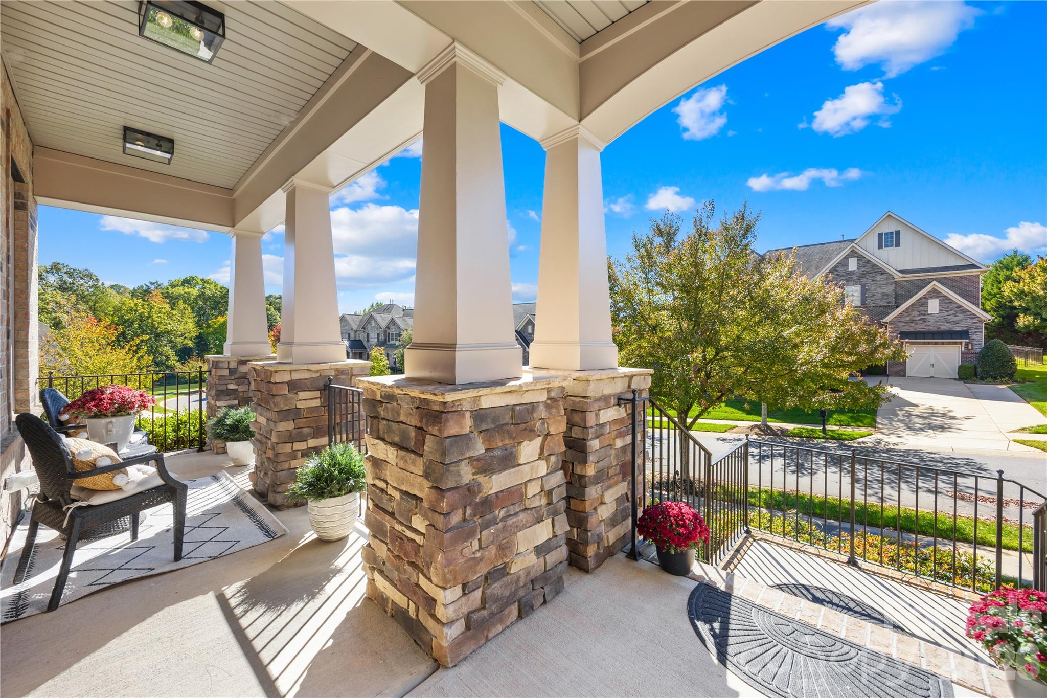 Single Family Residence at 8500 Caesars Head Drive, Waxhaw, photo 2 of 48