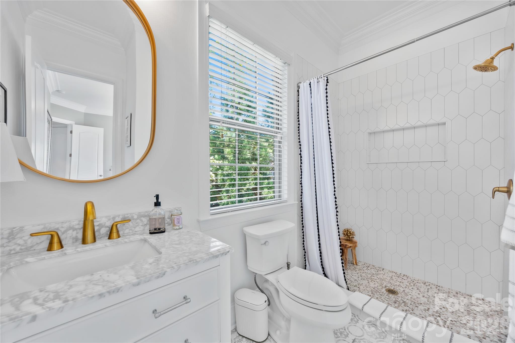 Single Family Residence at 8500 Caesars Head Drive, Waxhaw, photo 32 of 48