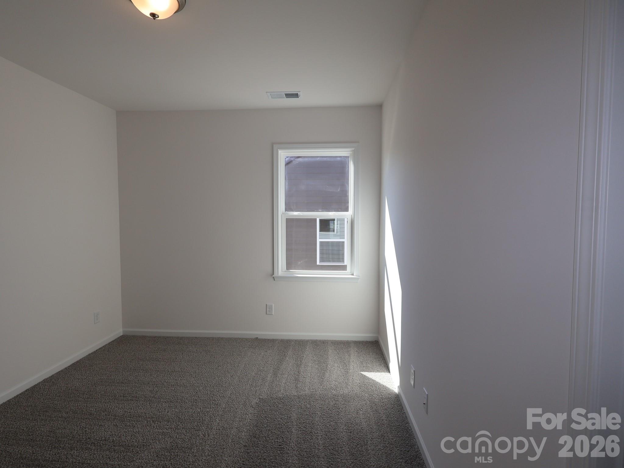 Secondary bedroom - 7204 Helmans Drive, Huntersville