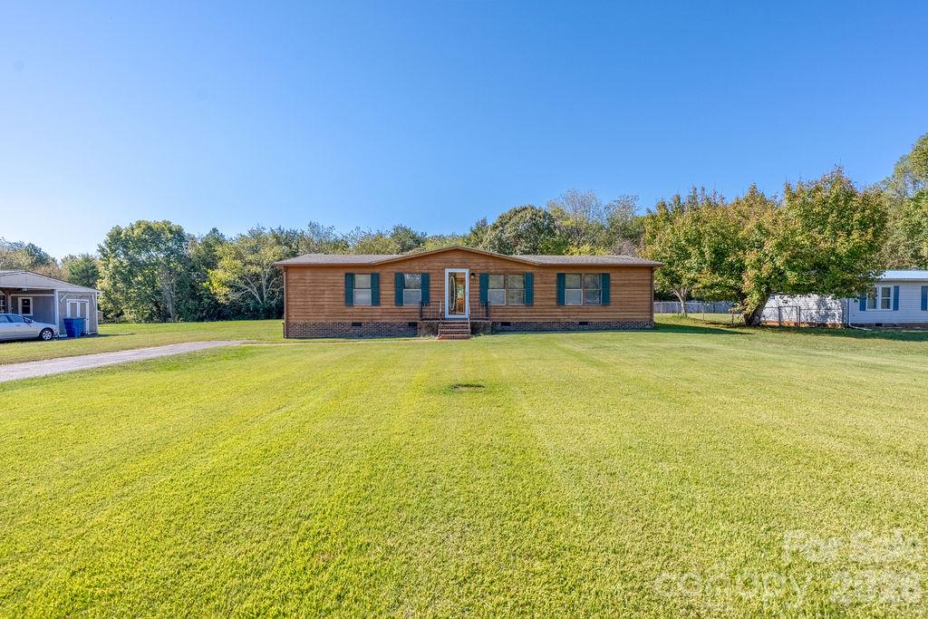 149 Hallmark Estates Drive