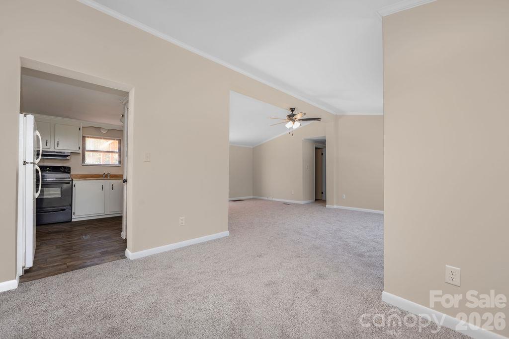 Single Family Residence at 149 Hallmark Estates Drive, Statesville, photo 15 of 39