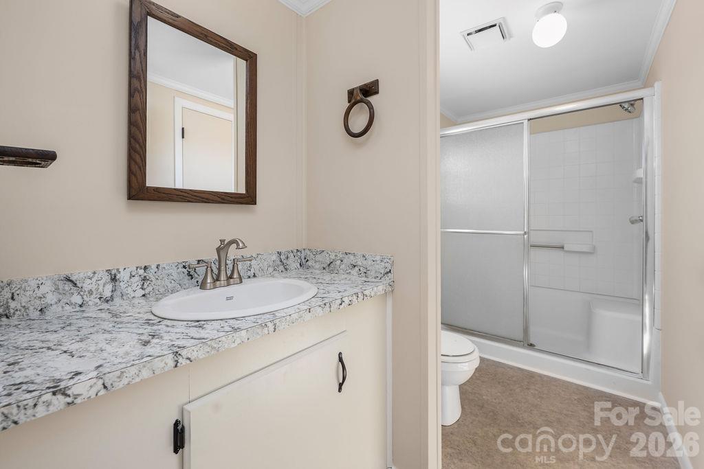 Primary bathroom - 149 Hallmark Estates Drive, Statesville