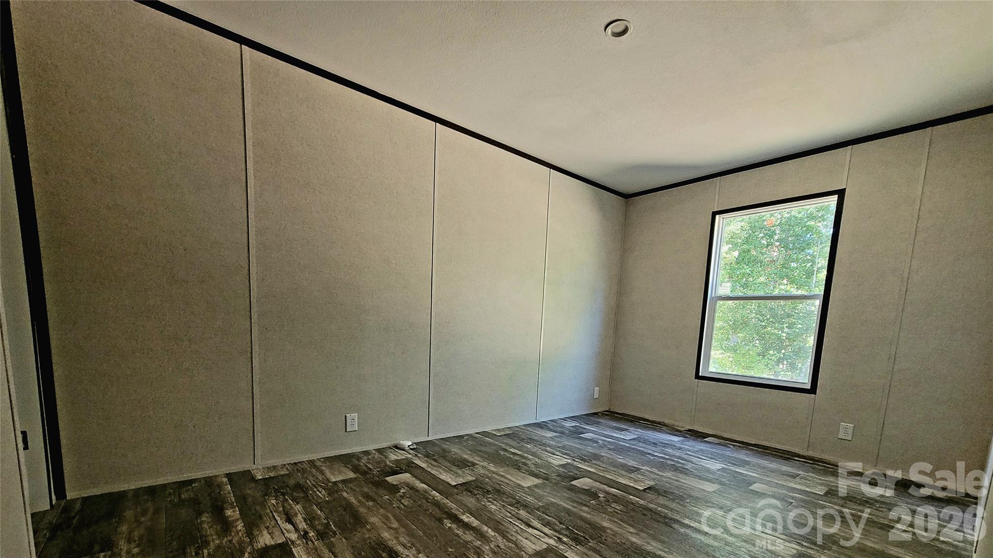 Single Family Residence at 222 Gravel Hill Court, Taylorsville, photo 10 of 20