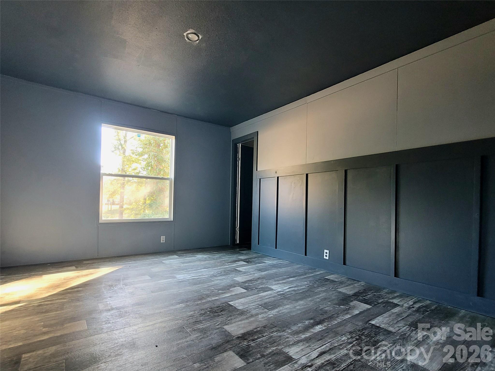 Single Family Residence at 222 Gravel Hill Court, Taylorsville, photo 11 of 20