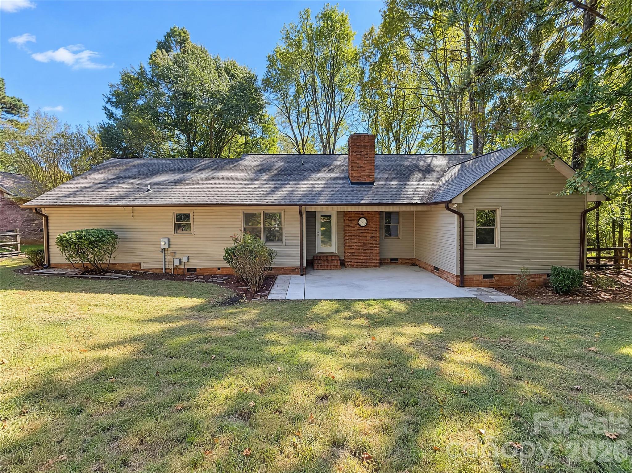 Single Family Residence at 6837 Lowesville Lane, Stanley, photo 5 of 22