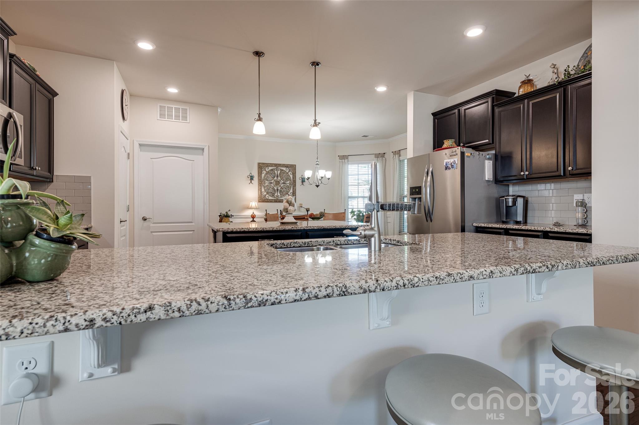 Single Family Residence at 13301 Canterbury Castle Drive, Charlotte, photo 24 of 48