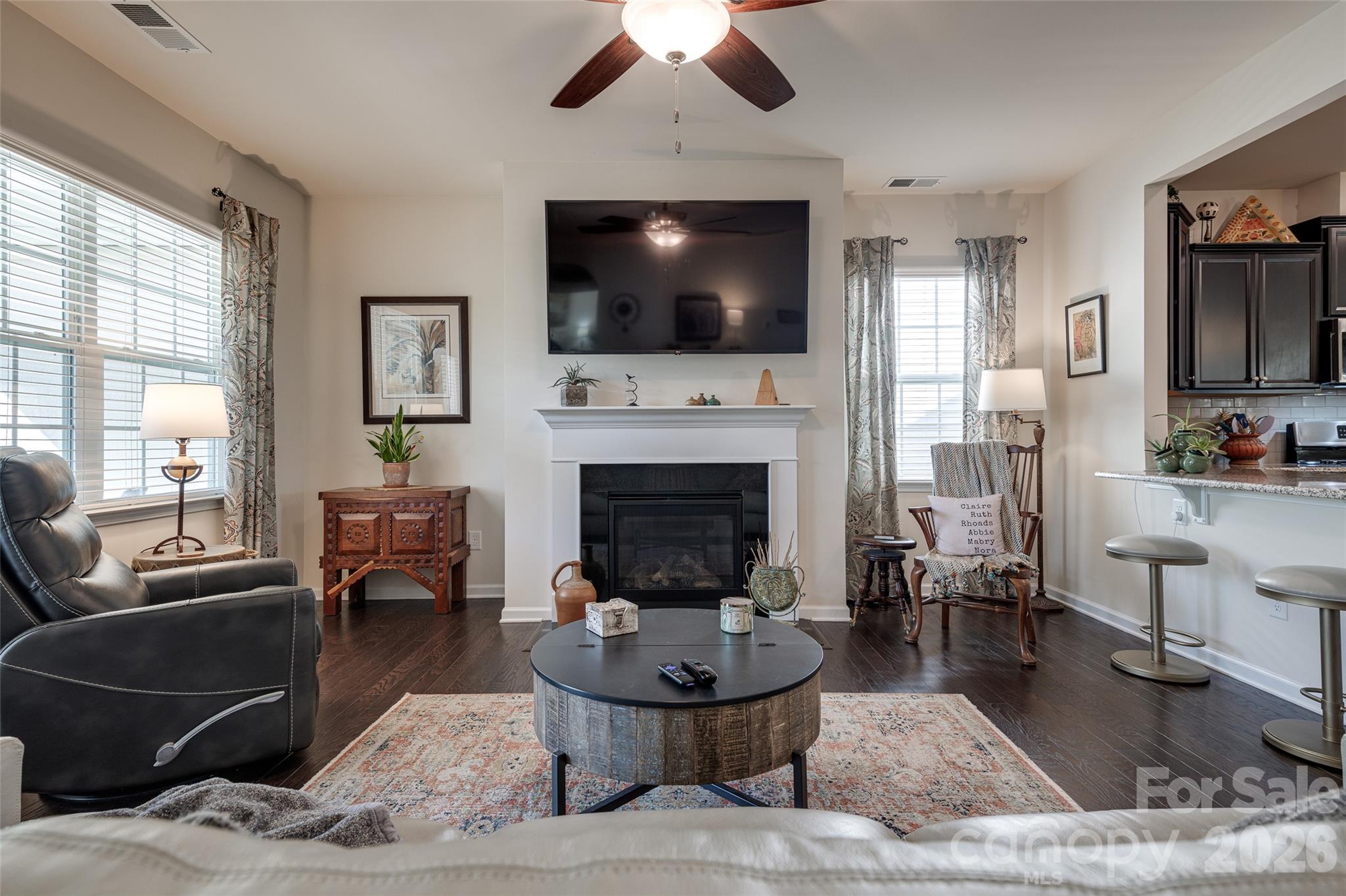Single Family Residence at 13301 Canterbury Castle Drive, Charlotte, photo 25 of 48