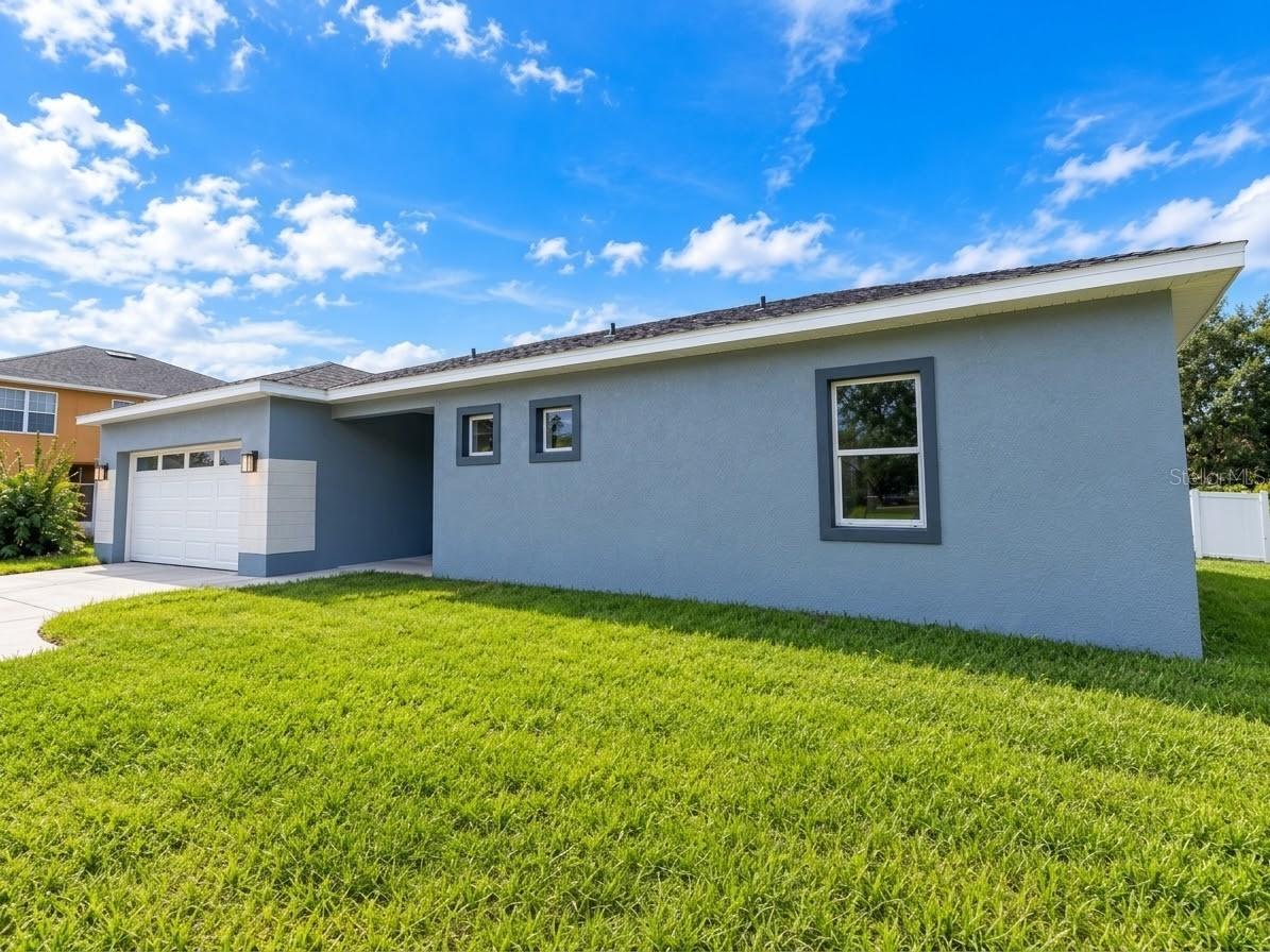 506 BRISTOL CIR