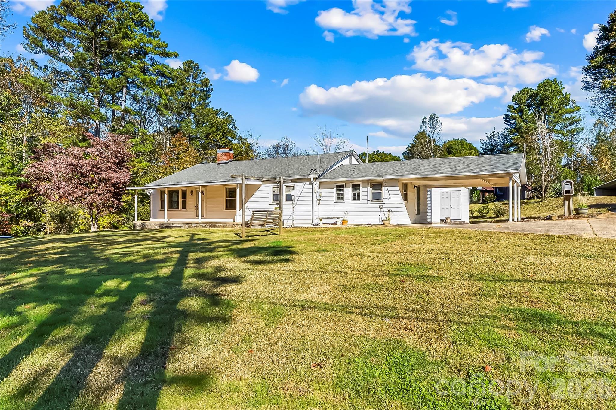 Single Family Residence at 6423 US 70 Highway E, Nebo