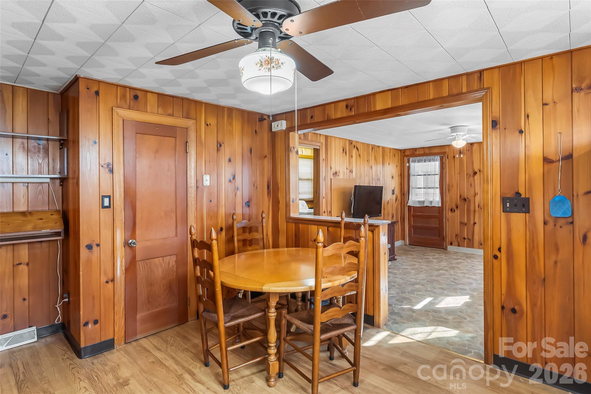 Single Family Residence at 6423 US 70 Highway E, Nebo, photo 14 of 37