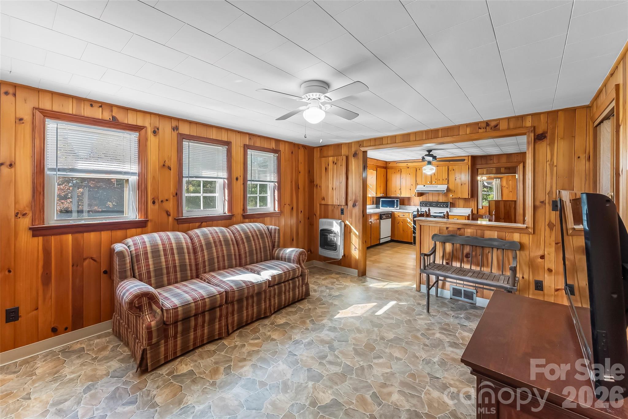 Single Family Residence at 6423 US 70 Highway E, Nebo, photo 16 of 37