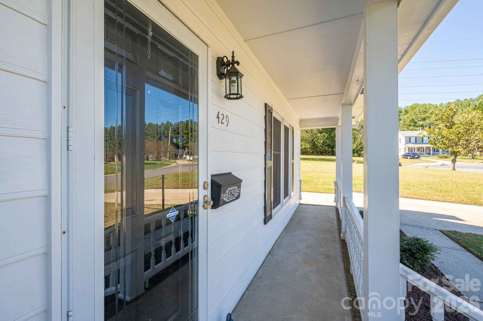 Front Porch - 429 Rowan Court, Gastonia