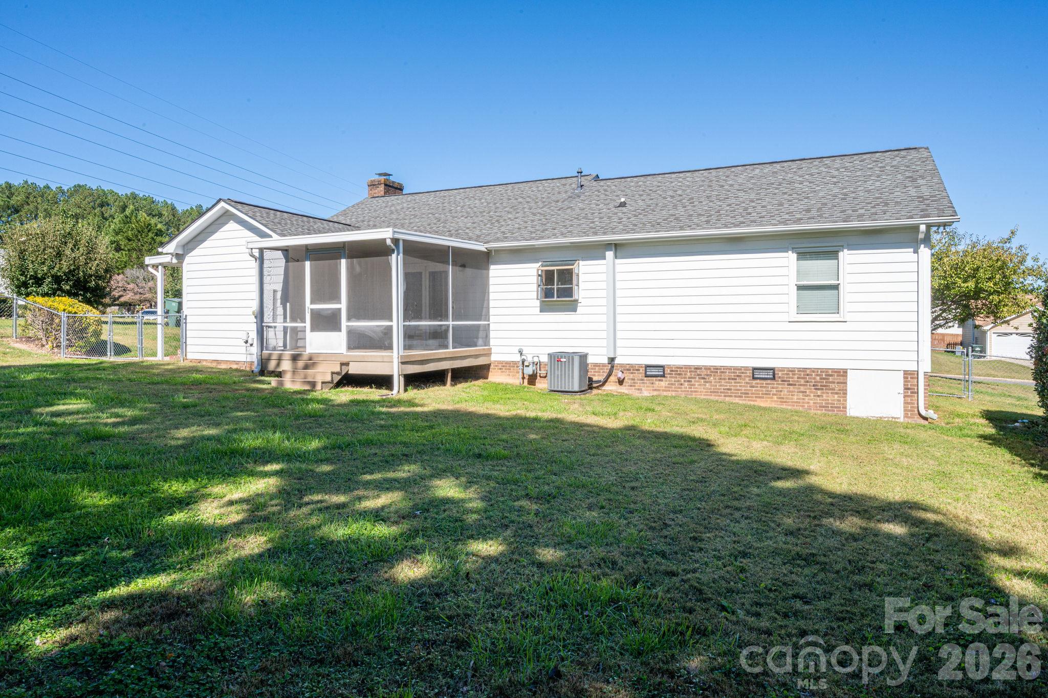 Back of house - 429 Rowan Court, Gastonia