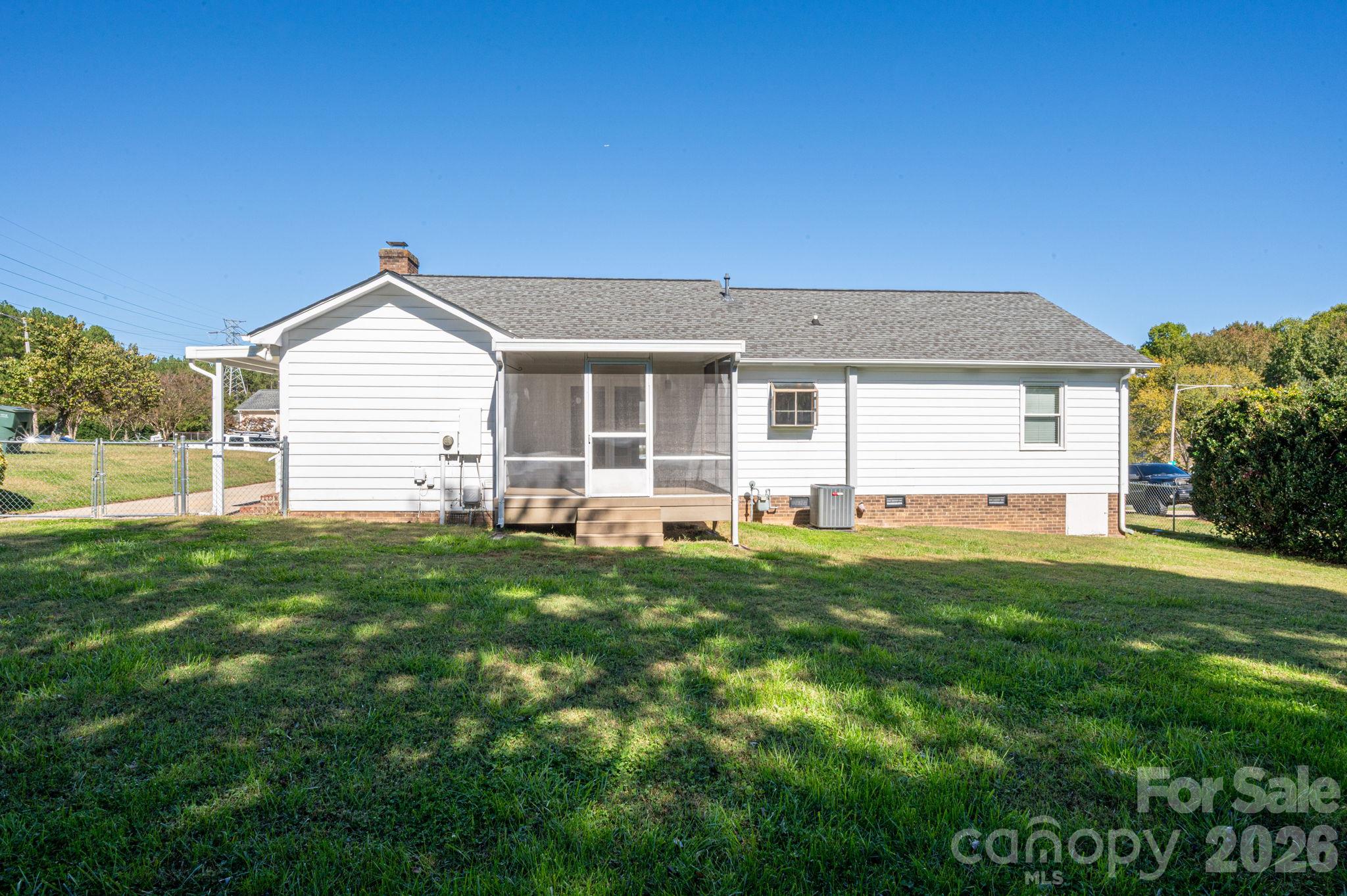Back of house - 429 Rowan Court, Gastonia
